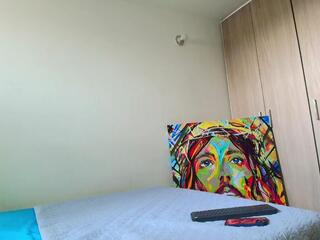 Drake Jonees webcam model stream image