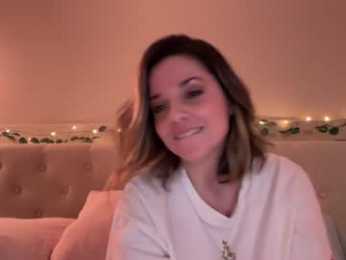 kitatochips webcam model stream image