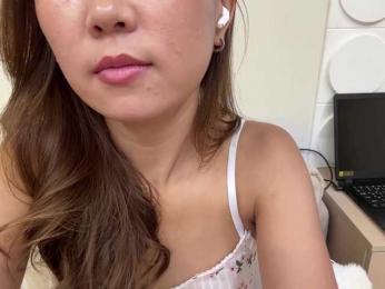 Naomi33 webcam model stream image
