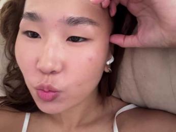 Naomi33 webcam bongacams model stream image