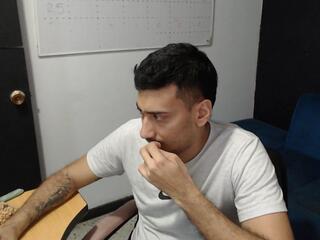 Ryan Peyton webcam model stream image