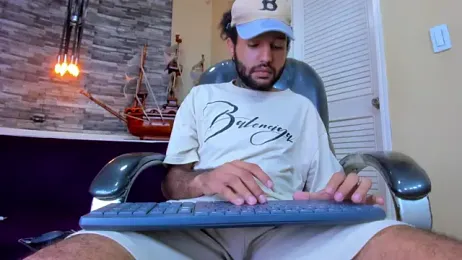 Hottie_Bear webcam model stream image