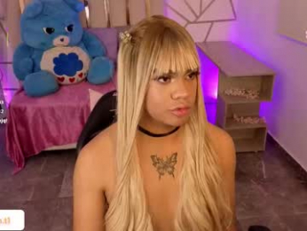 siiam_tay webcam model stream image