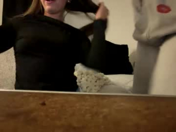 laylahlaylah1 webcam model stream image