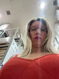 Gatitacarlita webcam model stream image