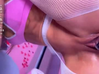 crystallana webcam chaturbate model stream image