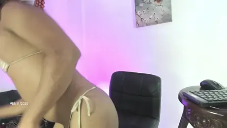 Dreams_Chloe webcam model stream image