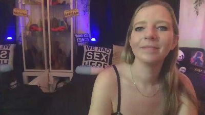 SuusenGuus webcam model stream image