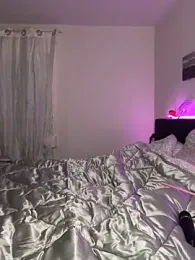 AlyssaHottv_ webcam model stream image