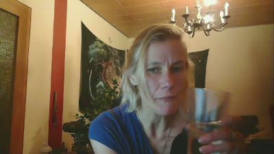 xcYola webcam model stream image