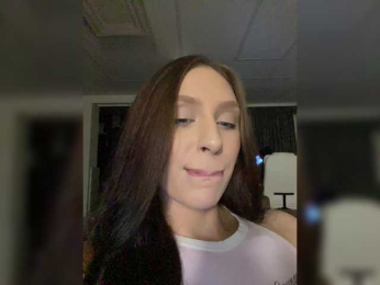 PARTYNEXTNEXT webcam bongacams model stream image