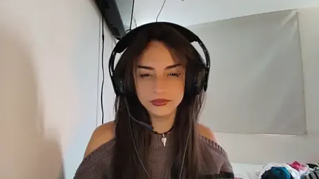 Dollbehavior_ webcam model stream image