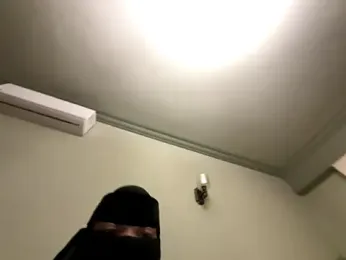 Submissive_Arab webcam model stream image