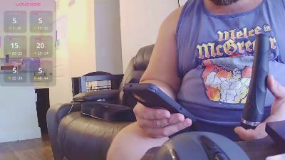 Strong_Bear89 webcam model stream image