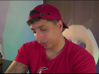 Appolo Cavill webcam model stream image