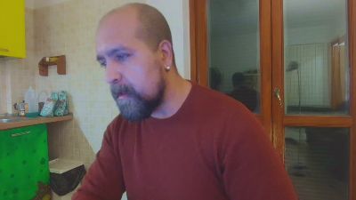 Mannextdoor1929 webcam model stream image