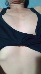 LaralallA webcam model stream image