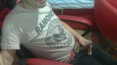 NewParejaAlm webcam cam4 model stream image