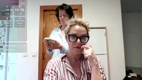 PleasureWeCouple webcam model stream image