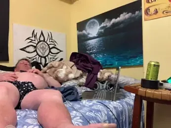 Mic_Oxinner webcam model stream image