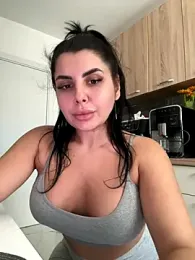 Scarlett-Dream webcam model stream image