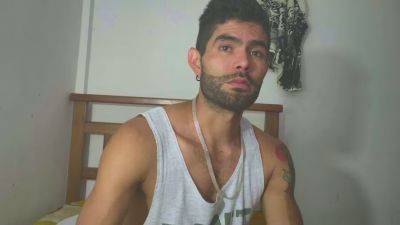 hideonbush051 webcam model stream image
