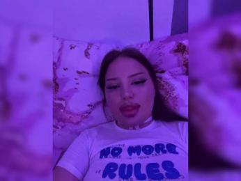 VIIAGRA webcam model stream image