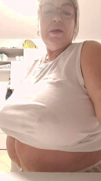 LindaL69 webcam model stream image