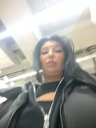 Tisha_Busty webcam model stream image