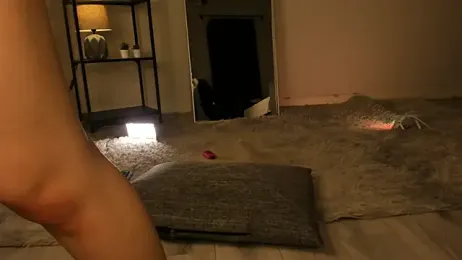 elfinvibes webcam model stream image