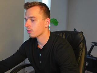 Seth Cartwe webcam model stream image