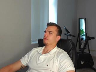Seth Cartwe webcam model stream image