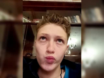 LiveWith-Me webcam model stream image