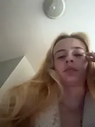 SeccySerena webcam model stream image