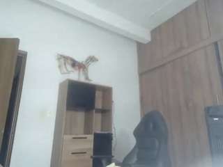 avrilevans webcam model stream image