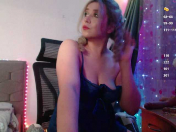 Liliya010 webcam model stream image