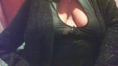 XeliaeclypseX webcam model stream image