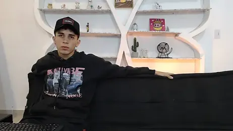 RED_EMPIRE webcam stripchat model stream image