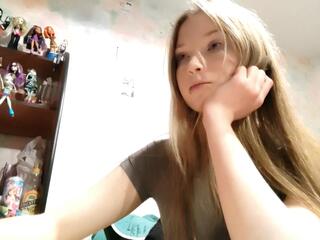 Nina Winford webcam model stream image