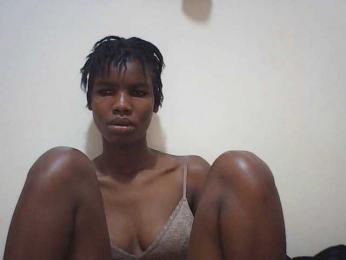 Beautyviny2 webcam model stream image