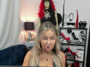 Soft-Crystal webcam model stream image