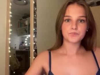 amelialilyx webcam chaturbate model stream image