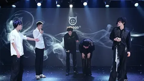 MS-180 webcam model stream image