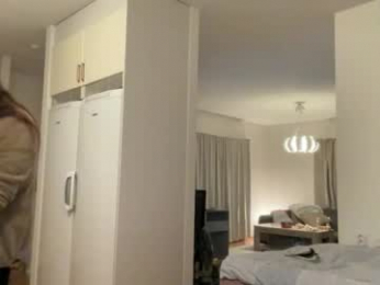 hichemlacoste333 webcam model stream image