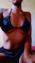 avrilas webcam model stream image