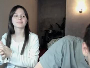 yourher0in webcam model stream image