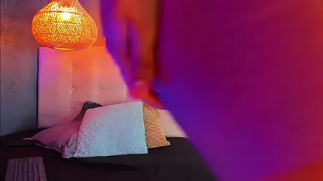 Zayne_cross webcam model stream image