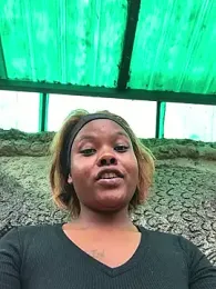 Dellah27 webcam model stream image