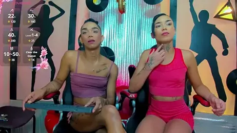 nickyminach_ webcam model stream image