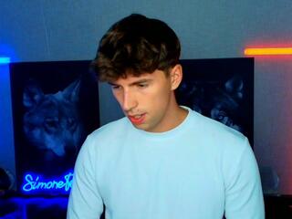 Simone Florenzi webcam flirt4free model stream image